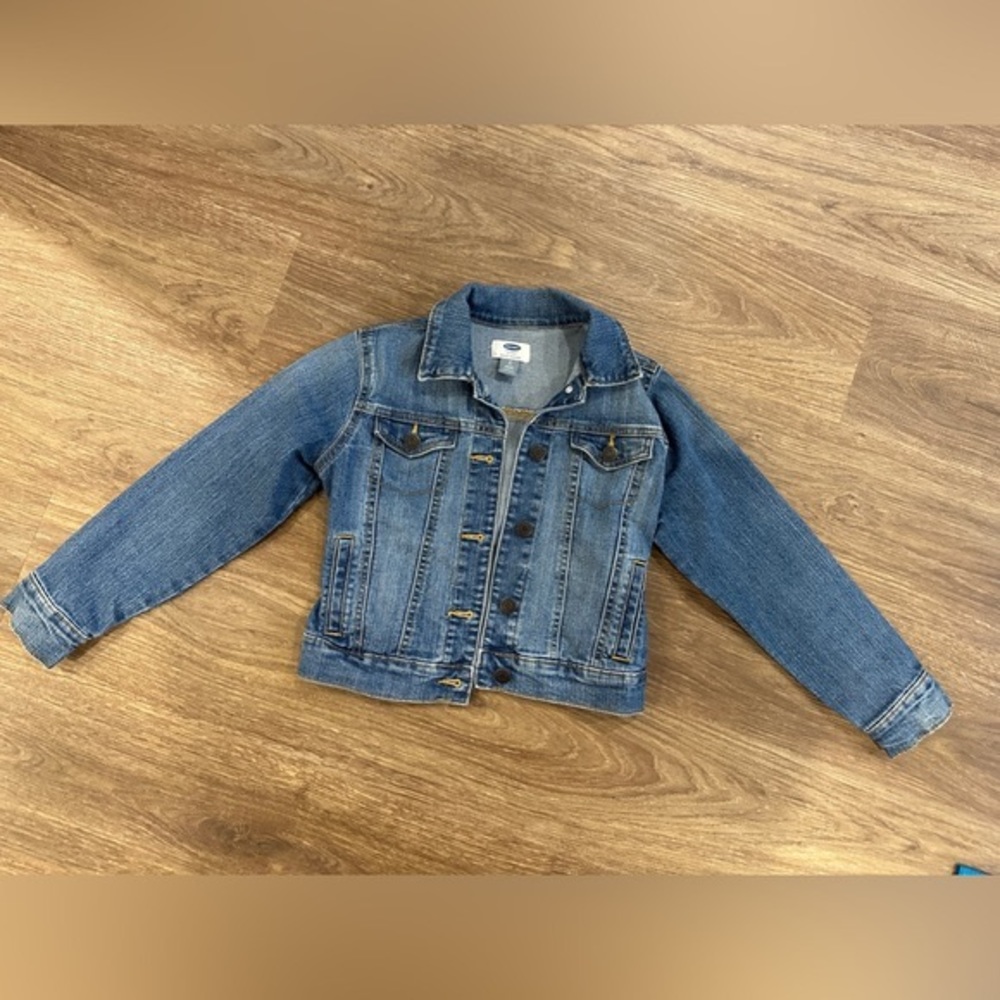 Girls denim jacket size medium (8)
